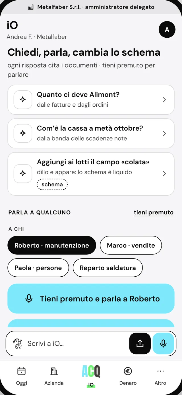 Il posto di iO sul telefono di Andrea: domande pronte, ognuna con le sue fonti, e le persone a cui parlare tenendo premuto